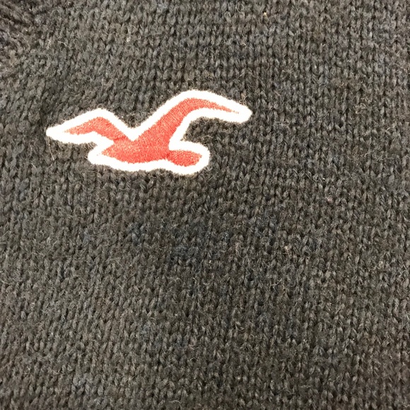 Hollister V Neck Sweater - Picture 5 of 5